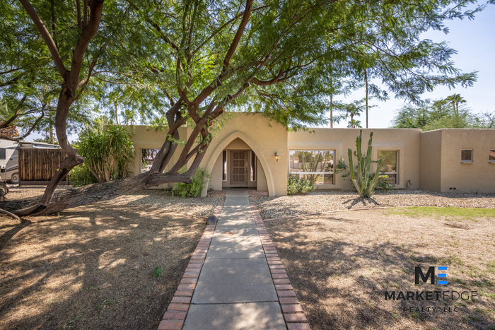 5701 E Sandy Ln in Scottsdale, AZ - Foto de edificio