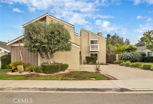 4501 Pinyon Tree Ln in Irvine, CA - Foto de edificio