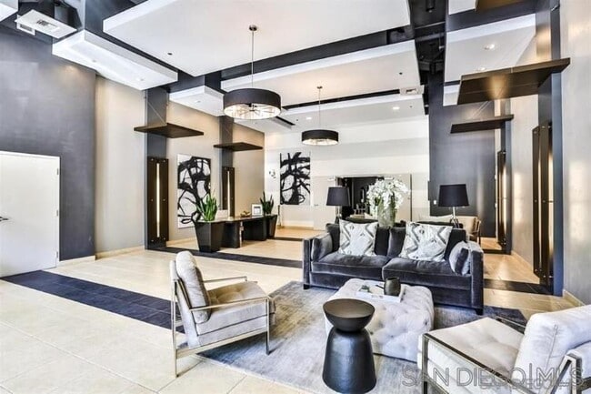 253 Tenth Ave in San Diego, CA - Building Photo - Building Photo