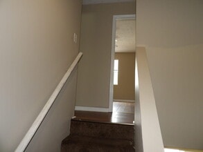 468 Schenkel Ln in Frankfort, KY - Building Photo - Building Photo