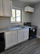123 NW 59th St in Miami, FL - Building Photo - Building Photo
