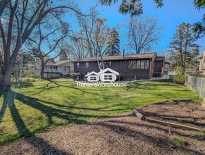 5716 W 68th St in Minneapolis, MN - Building Photo - Building Photo