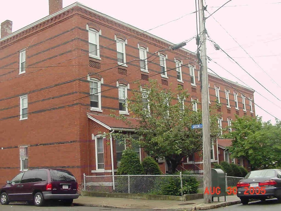 35 Laurel St in Somerville, MA - Foto de edificio