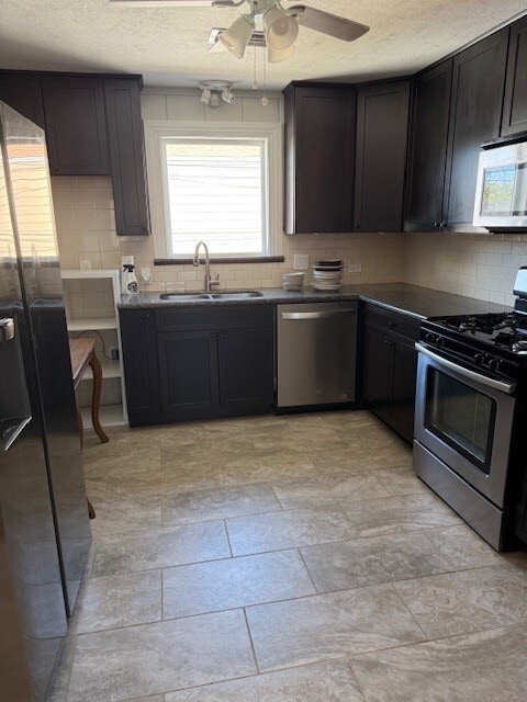 3720 Avenue P 1/2 Rear in Galveston, TX - Building Photo - Building Photo