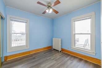 547 Jefferson St in Oshkosh, WI - Building Photo - Building Photo