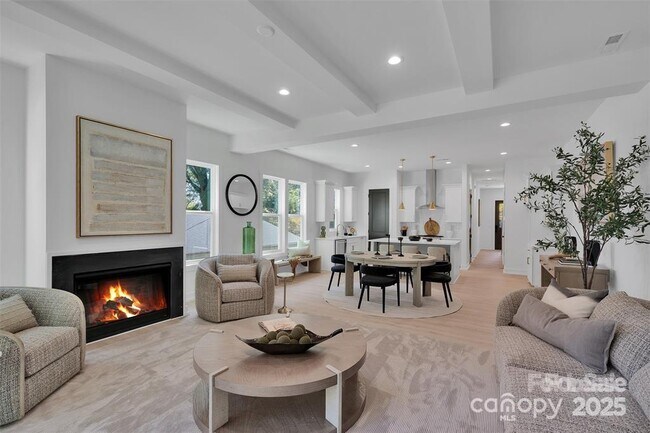 5615 Lantana Ave in Charlotte, NC - Building Photo - Building Photo