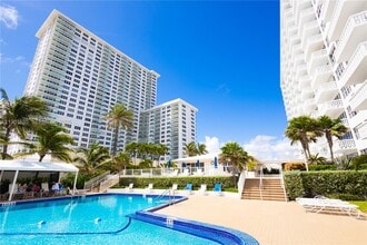 4010 Galt Ocean Dr in Fort Lauderdale, FL - Foto de edificio - Building Photo