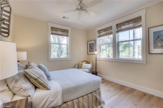 property at 1550 Center St