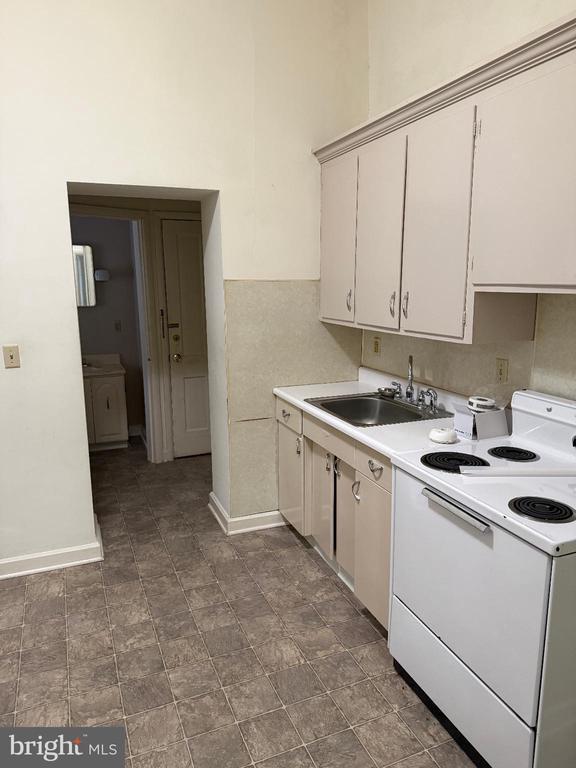 232 W Main St in Waynesboro, PA - Building Photo - Building Photo