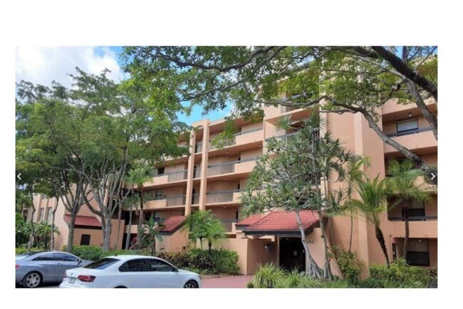 property at 955 Dotterel Rd