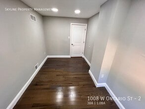 1008 W Ontario St in Philadelphia, PA - Foto de edificio - Building Photo