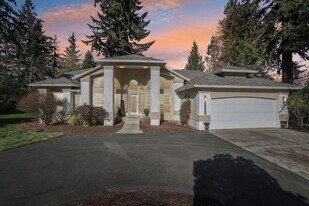 19609 NW 9th Ct in Ridgefield, WA - Building Photo