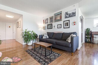 2609 Douglass Rd SE in Washington, DC - Building Photo - Building Photo