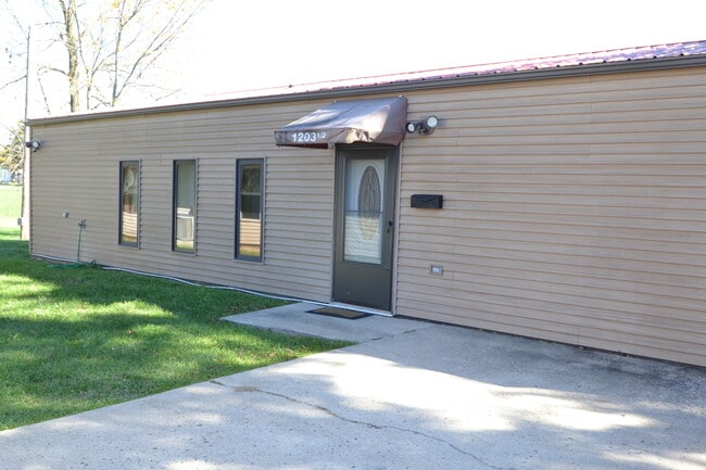 1203 S Osteopathy Ave, Unit 1