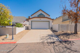 4389 S Potter Dr in Tempe, AZ - Building Photo - Building Photo