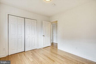 1384 Bryant St NE-Unit -302 in Washington, DC - Building Photo - Building Photo