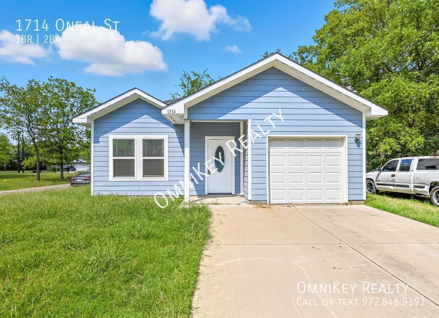 1714 Oneal St in Greenville, TX - Building Photo