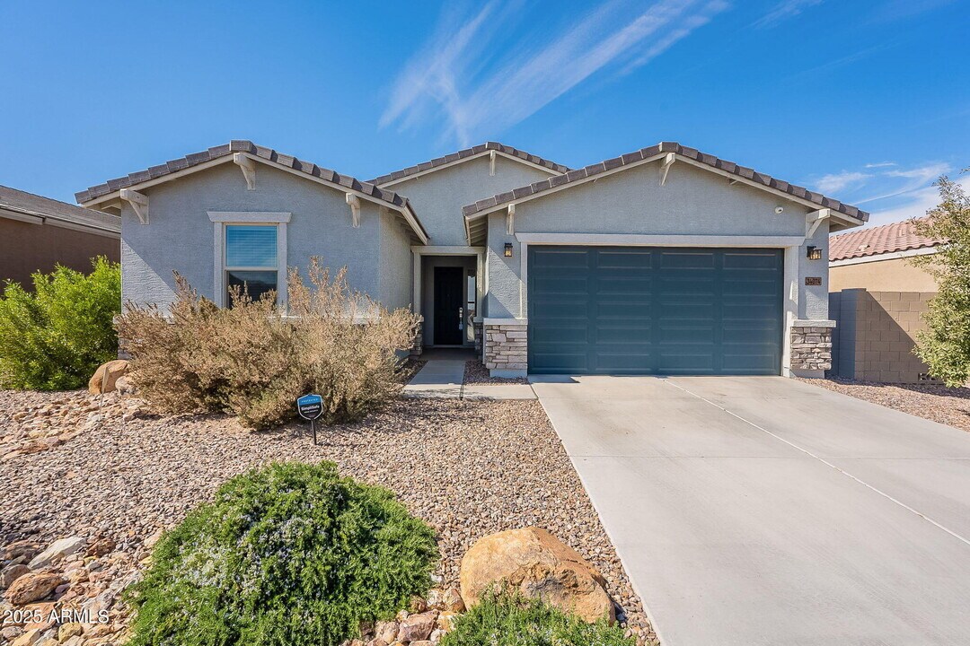 34074 Beeblossom Trl in San Tan Valley, AZ - Building Photo