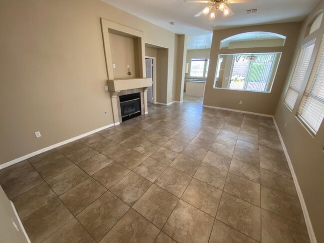 8317 Donatello Ct in Las Vegas, NV - Building Photo - Building Photo