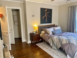 5951 Lewis St in Dallas, TX - Building Photo - Building Photo