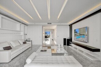 9705 Collins Ave in Bal Harbour, FL - Building Photo - Building Photo
