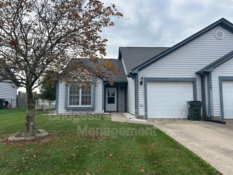 1634 Tamworth Cir in Miamisburg, OH - Building Photo