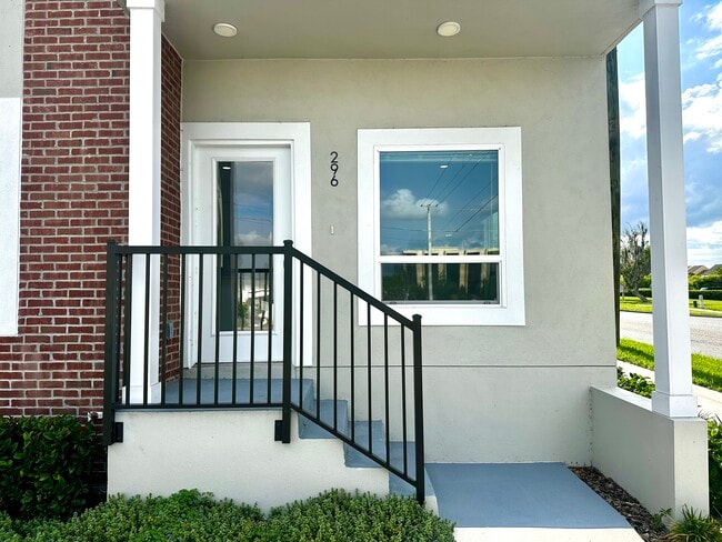property at 296 N Oak Ave