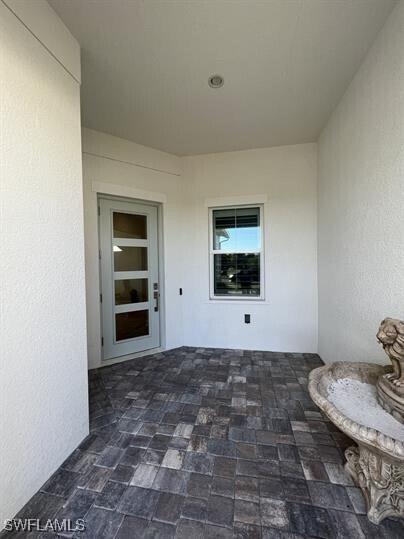 9007 St Lucia Dr in Naples, FL - Building Photo - Building Photo