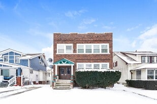 2174 W 103rd St in Cleveland, OH - Building Photo