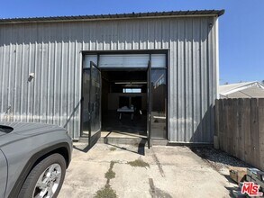 1875 Blake Ave in Los Angeles, CA - Building Photo - Building Photo