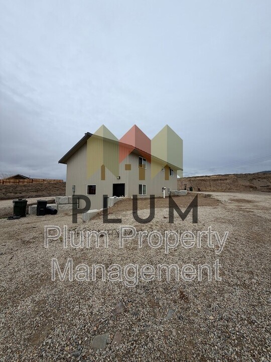 5838 Upper Woodchuck in Florence, MT - Building Photo