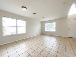 965 Sweet Gum Dr in Kyle, TX - Building Photo - Building Photo