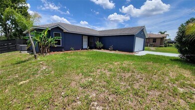 3048 Bonkirk Dr in Deltona, FL - Building Photo - Building Photo