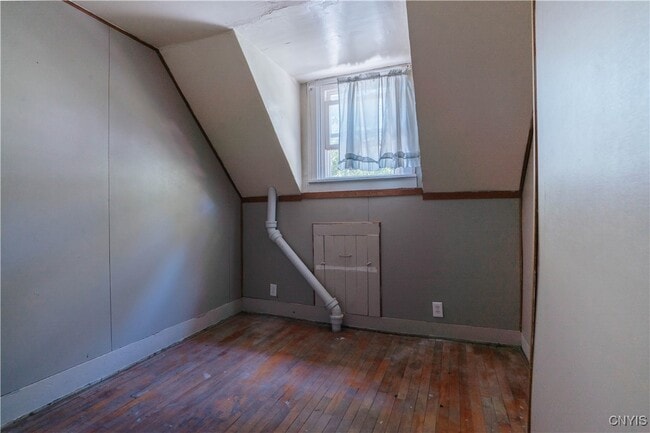 38 Elm St