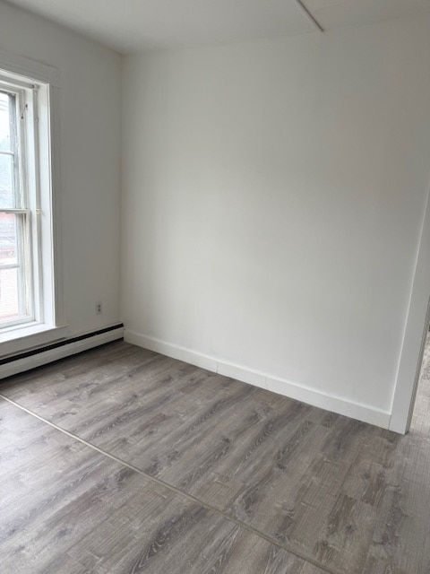 12-14-14 E Main St in Orange, MA - Building Photo - Building Photo