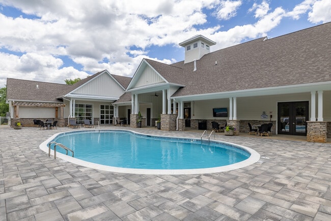 The Reserve at Cool Springs in Elizabethtown, KY - Building Photo - Building Photo