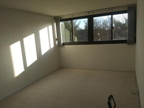 5911 Edsall Rd., APT #705 in Alexandria, VA - Building Photo - Building Photo