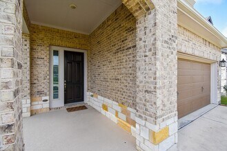 19535 Shady Hike Ln in Cypress, TX - Building Photo - Building Photo
