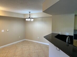 3669 NW Mediterranean Ln-Unit -106 in Jensen Beach, FL - Building Photo - Building Photo
