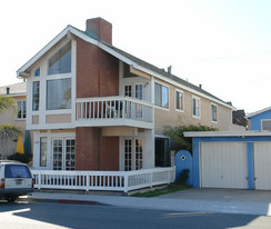 1805 Balboa Blvd Apartments