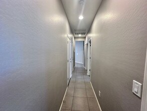 12050 W Hide Trail in Peoria, AZ - Building Photo - Building Photo
