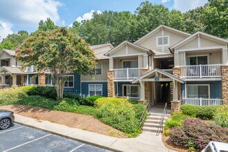 Avonlea Riverside in Atlanta, GA - Foto de edificio - Building Photo