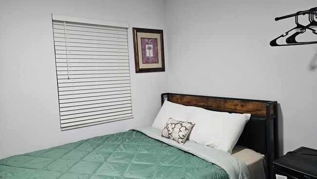 10950 Fernando St in Orlando, FL - Building Photo - Building Photo