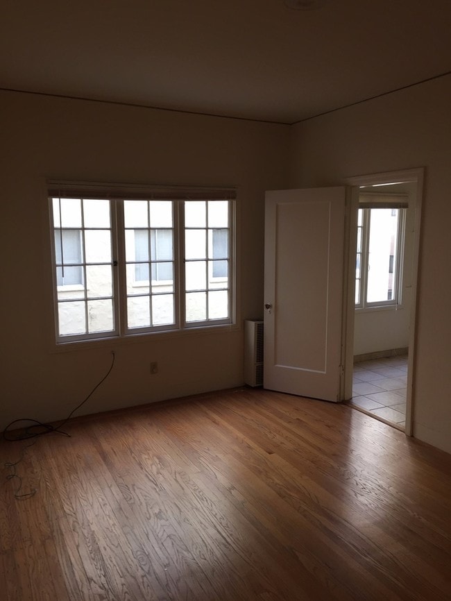 2091 California St-Unit -225 in Berkeley, CA - Building Photo - Building Photo