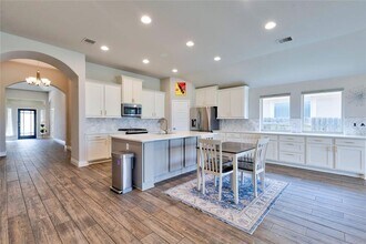 2424 Burberry Ln in Leander, TX - Building Photo - Building Photo
