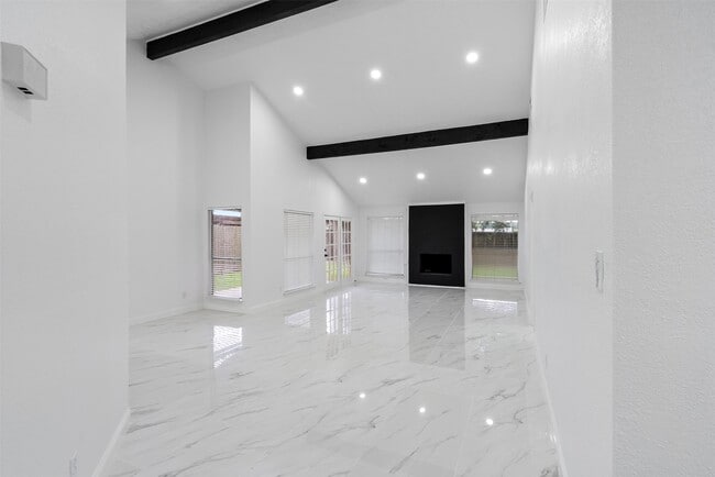 property at 611 Muirwood Ln