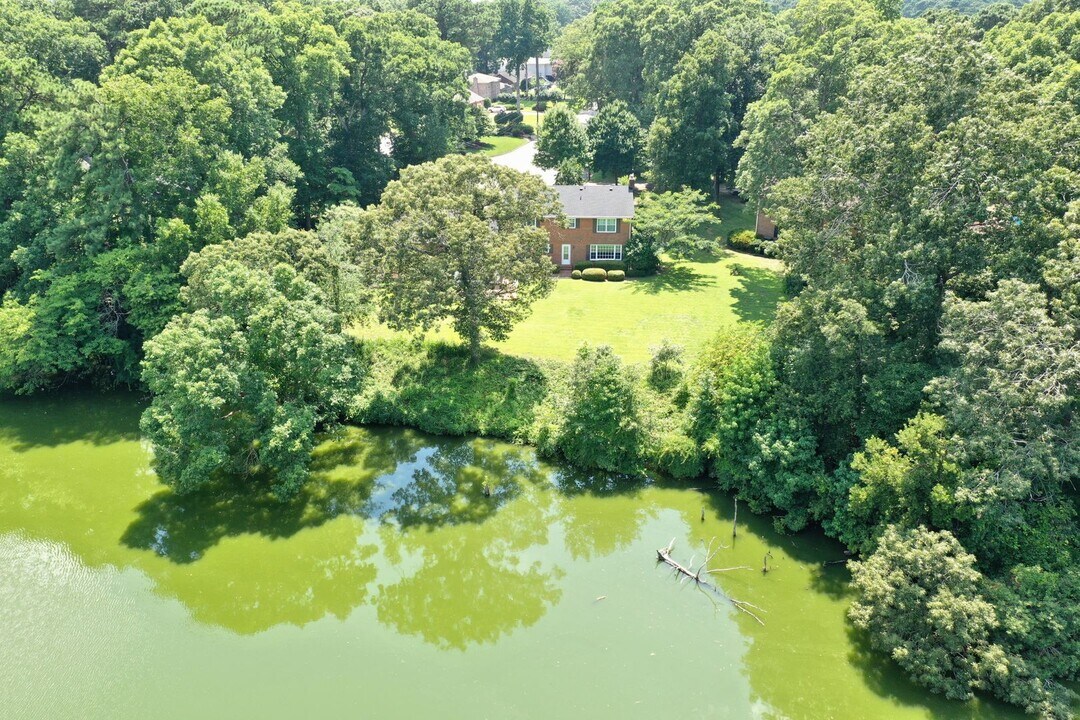 4300 Alfriends Trail in Virginia Beach, VA - Building Photo