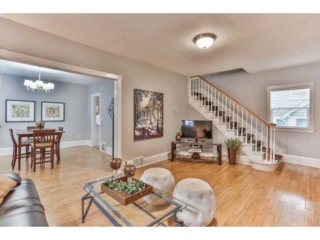 4212 France Ave S in Minneapolis, MN - Building Photo - Building Photo