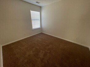 121 Greenvale Dr in Lexington, SC - Building Photo - Building Photo