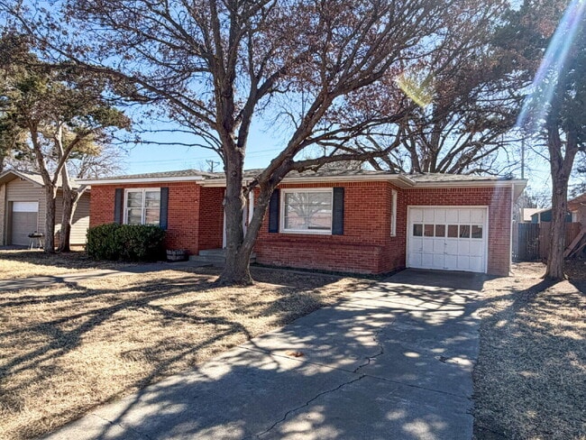 3415 35th St in Lubbock, TX - Building Photo - Building Photo